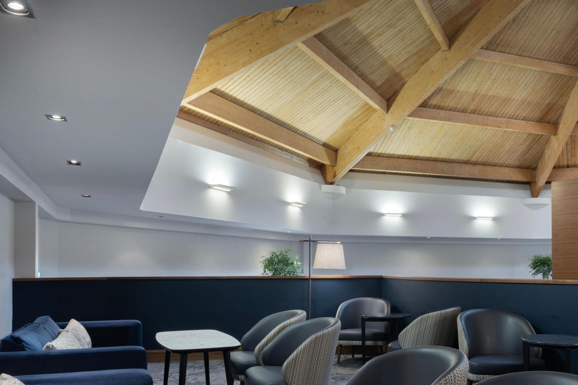 Delta Hotels By Marriott Waltham Abbey Eksteriør billede
