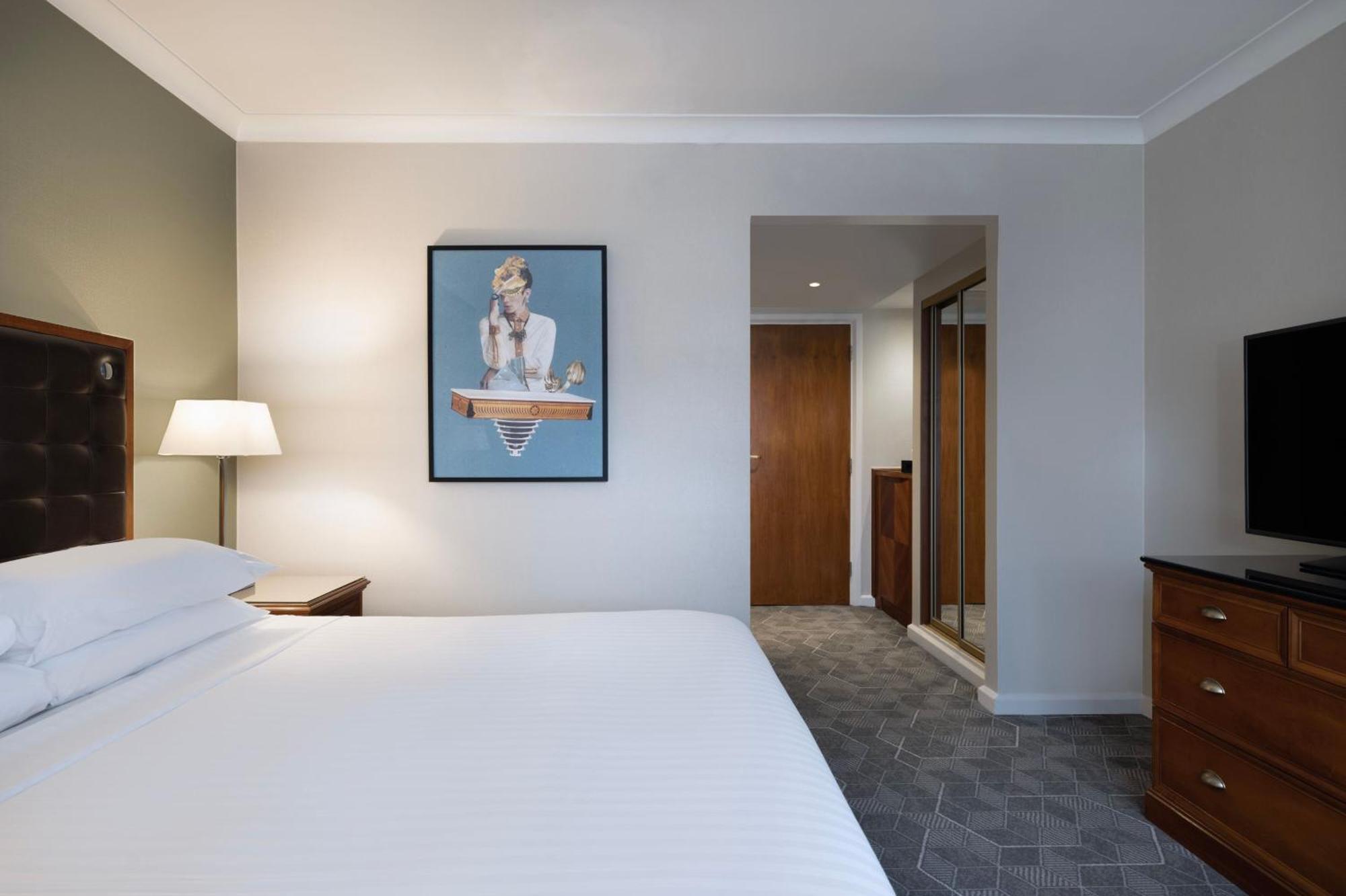 Delta Hotels By Marriott Waltham Abbey Eksteriør billede
