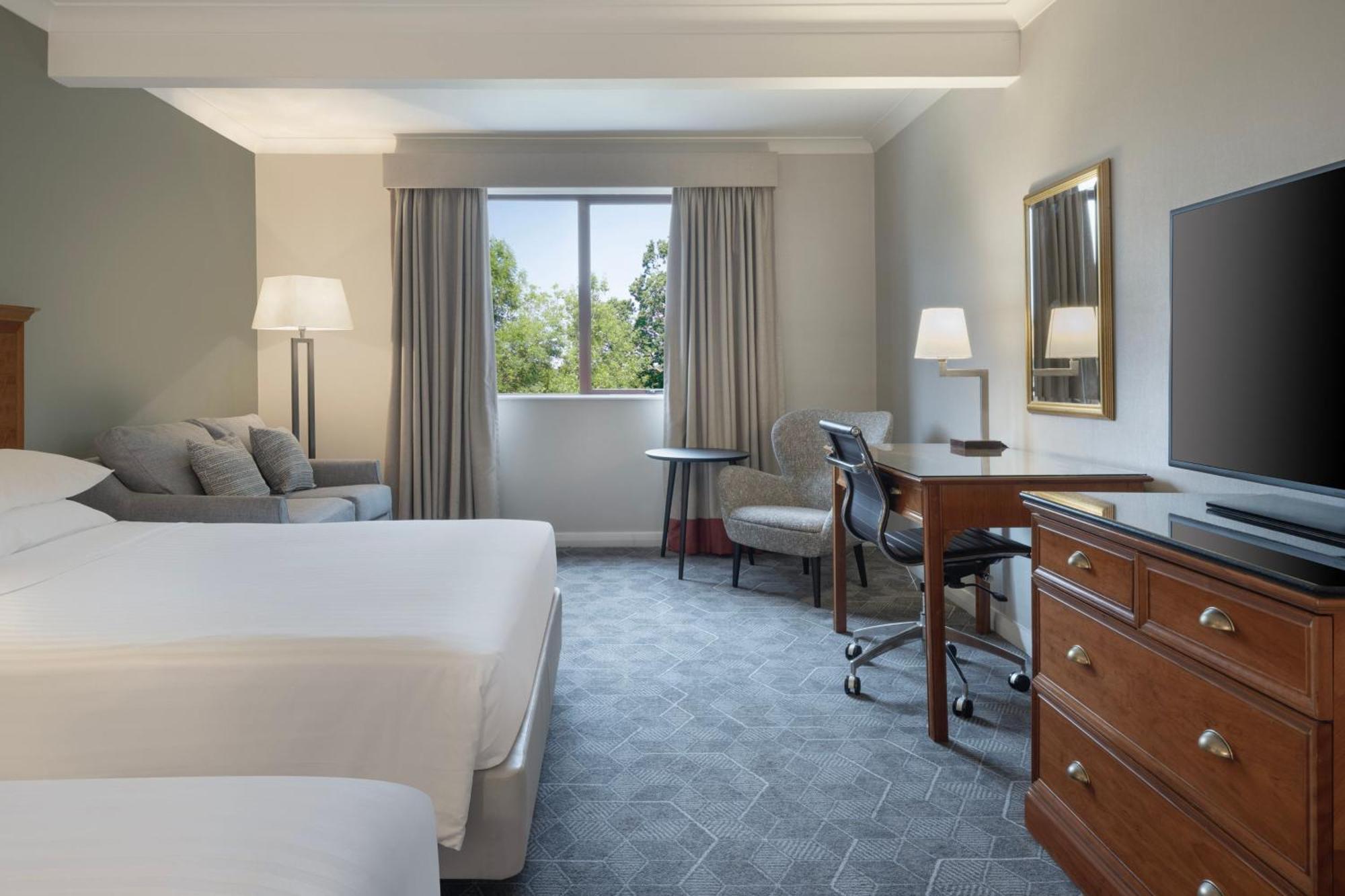 Delta Hotels By Marriott Waltham Abbey Eksteriør billede